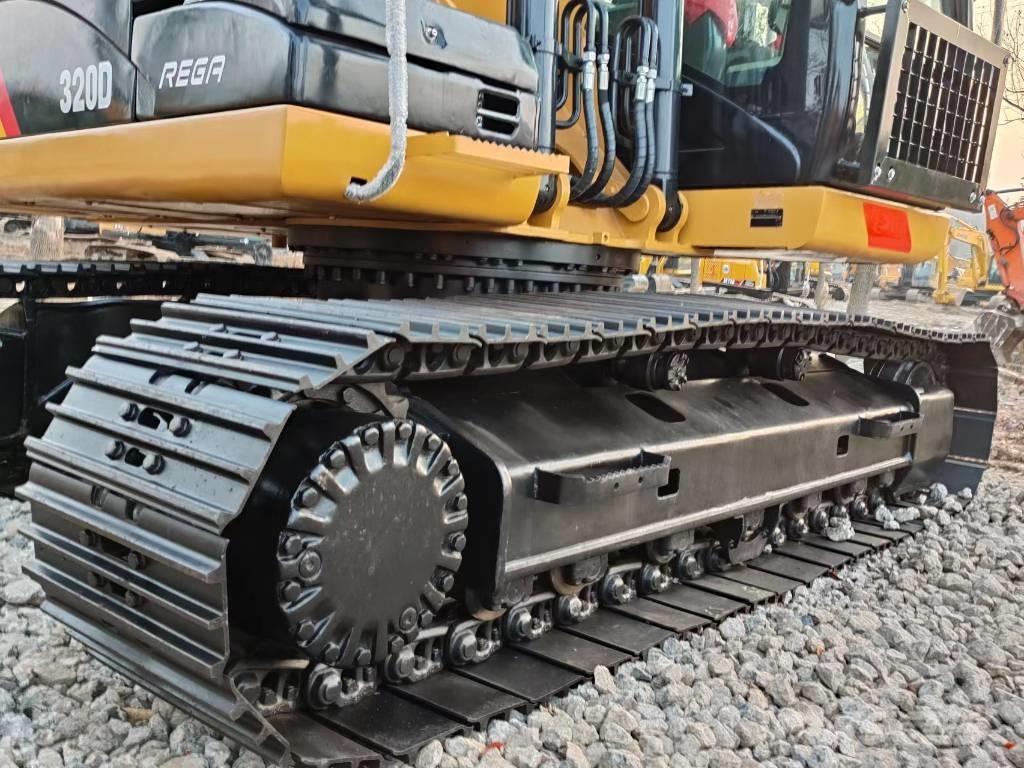 CAT 320 D Гусеничные экскаваторы