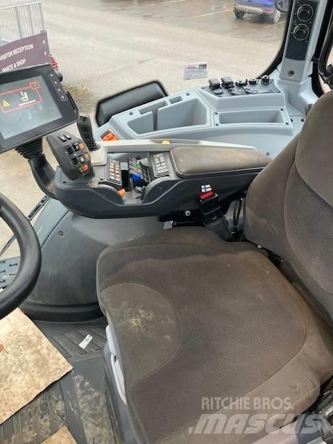 Valtra T214 Versu Трактора
