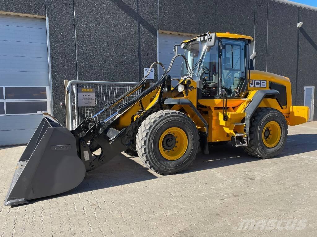 JCB 427 Фронтальные погрузчики