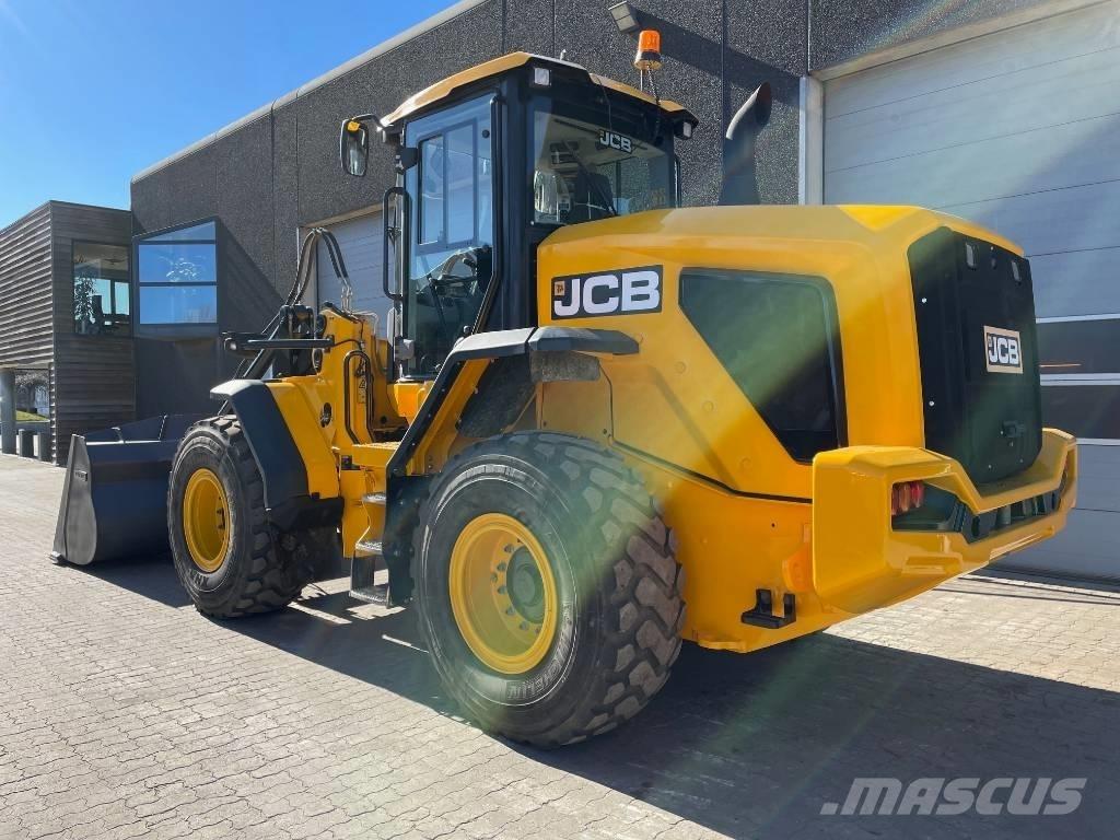 JCB 427 Фронтальные погрузчики