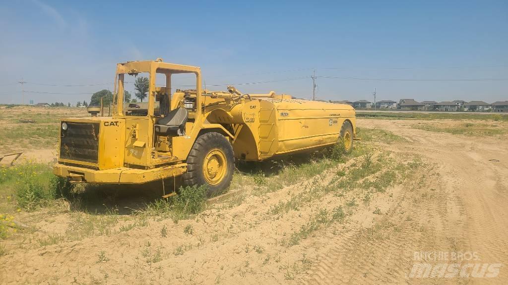CAT 613 B Поливочные машины
