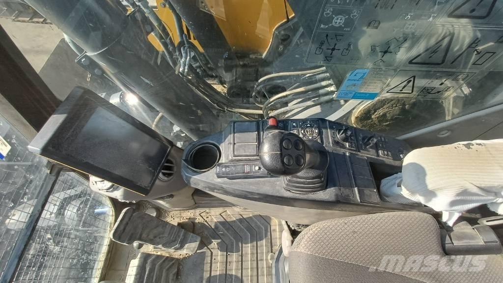 Volvo ECR 235 EL Гусеничные экскаваторы