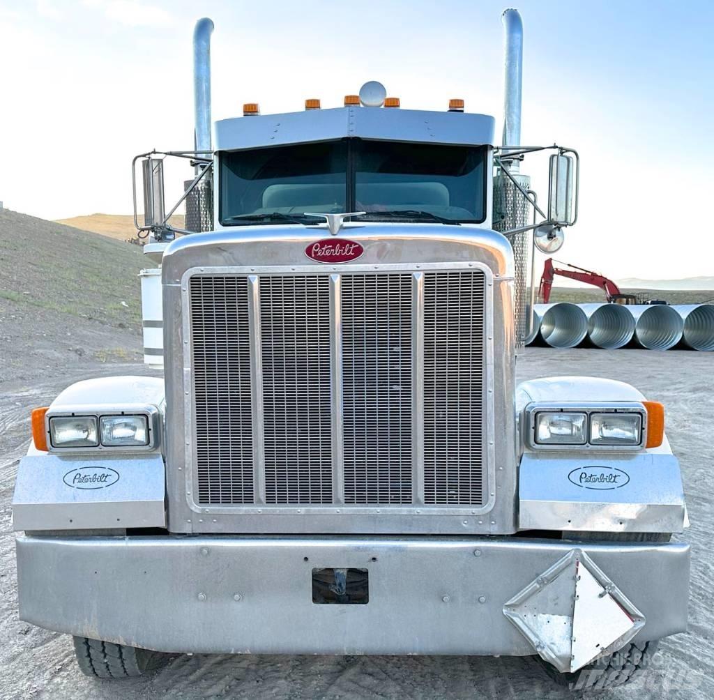 Peterbilt 000 Грузовики-цистерны