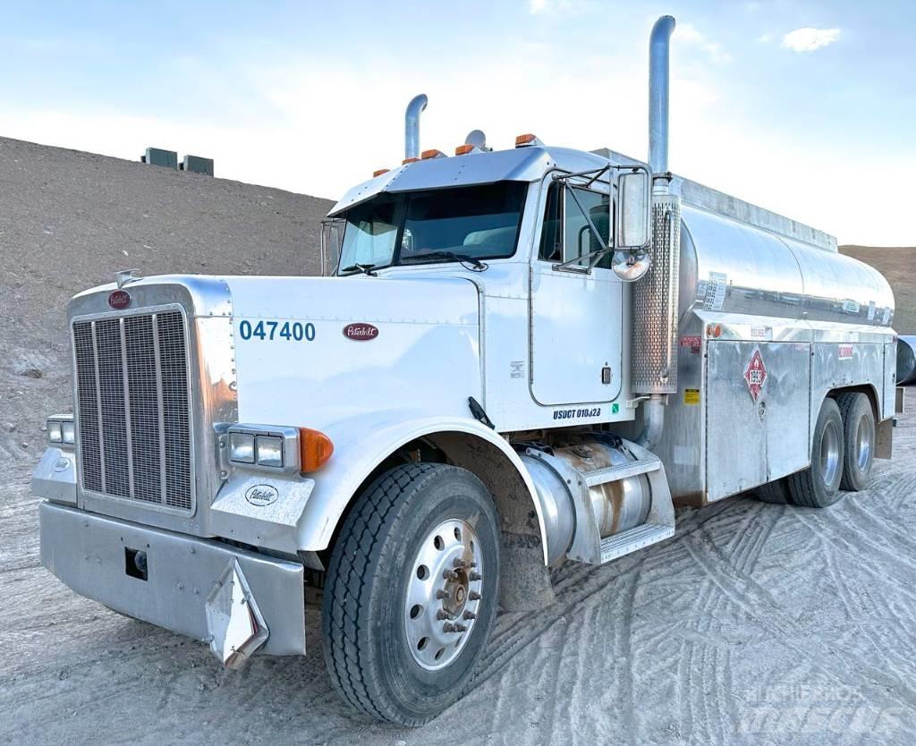 Peterbilt 000 Грузовики-цистерны