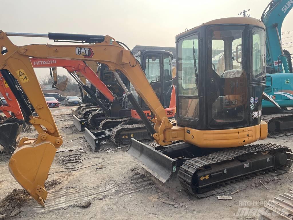 CAT 303.5ECR Мини-экскаваторы