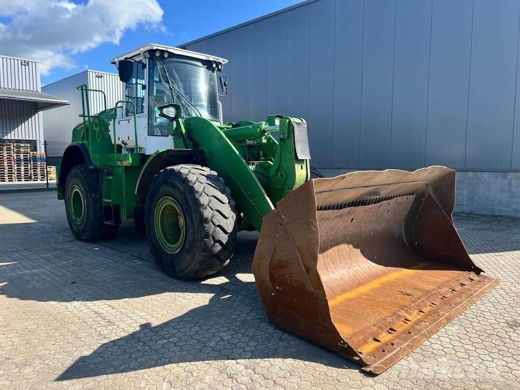 CAT 950M Фронтальные погрузчики