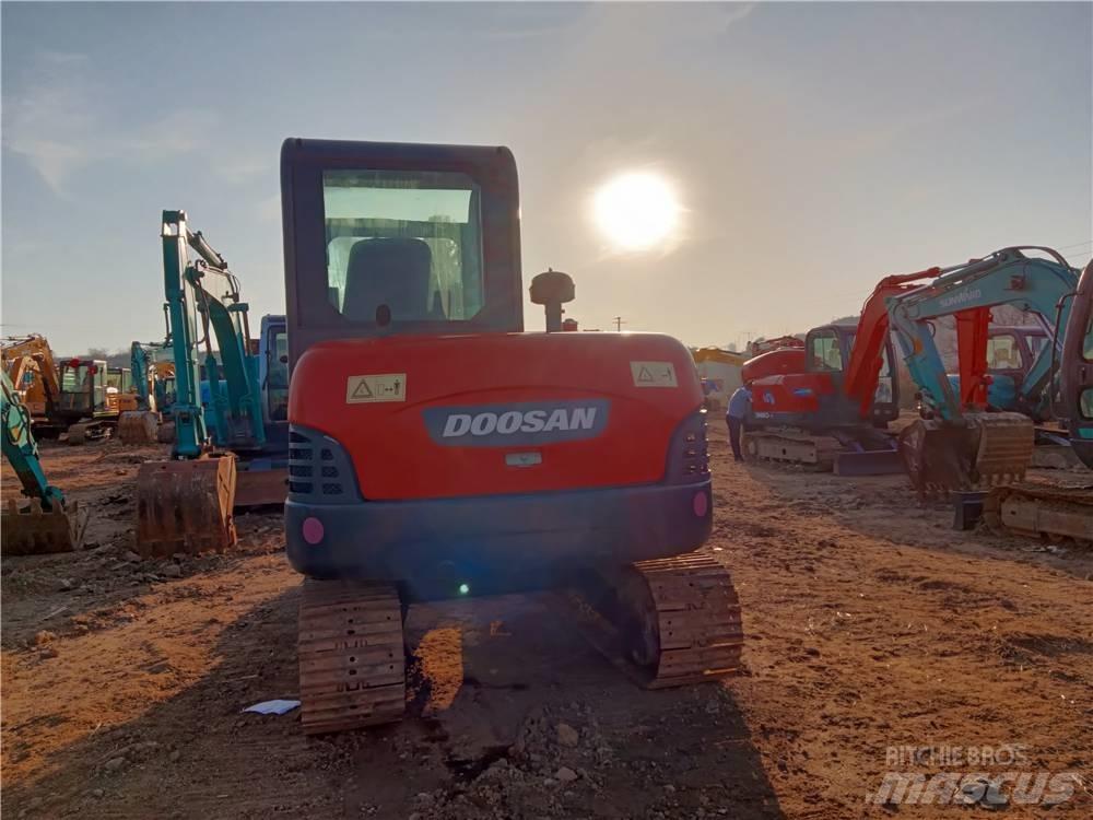 Doosan DH 60-7 Мини-экскаваторы