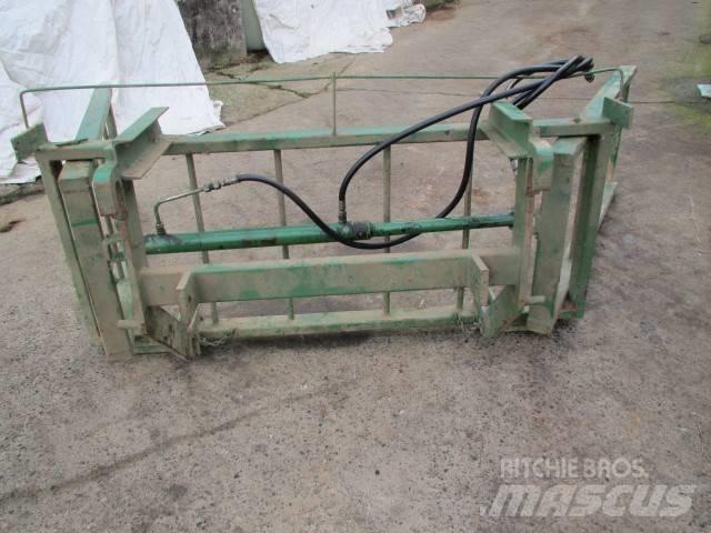  Ballenzange Traktor Навесные фронтальные погрузчики