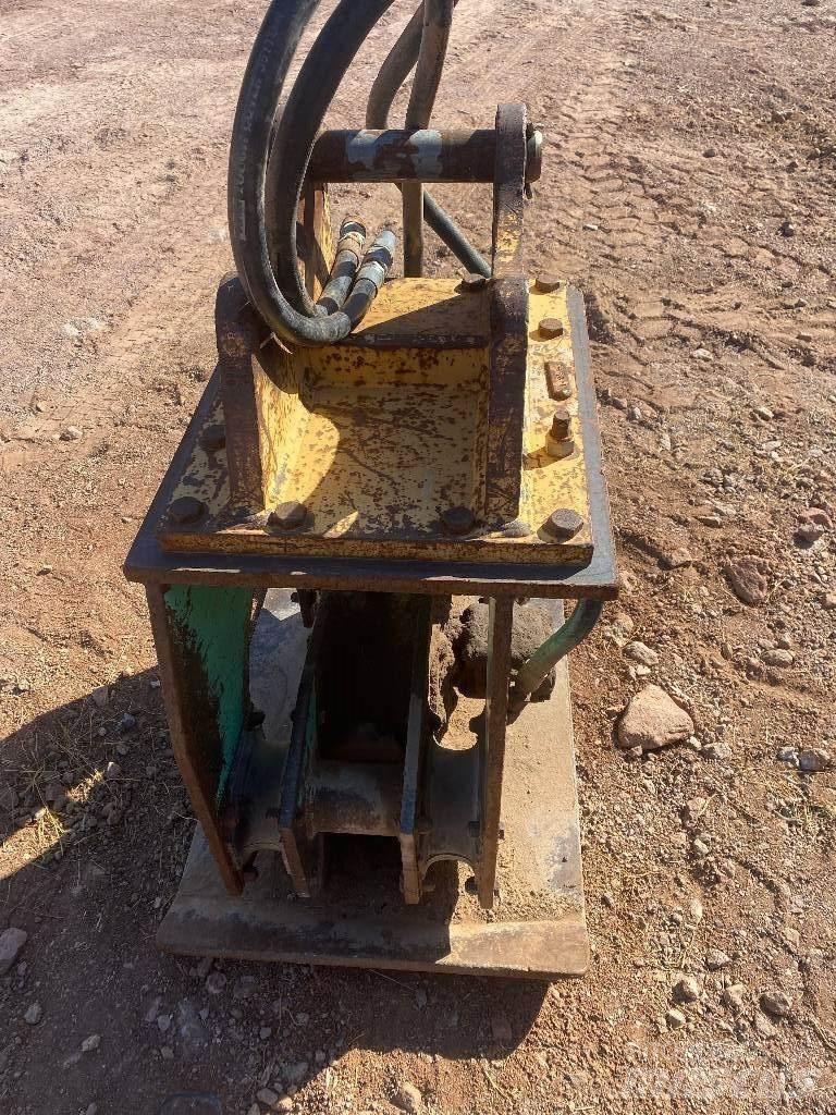 Tramac TR9 Виброплиты и вибротрамбовки