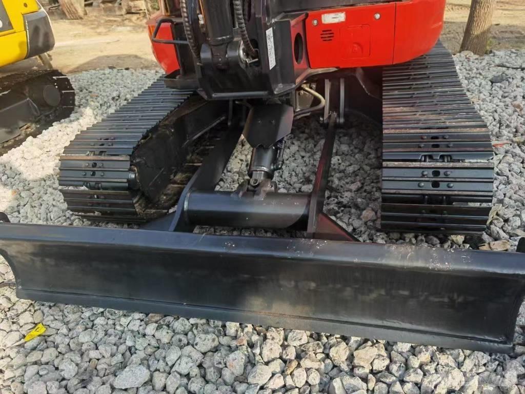Kubota 165 Гусеничные экскаваторы