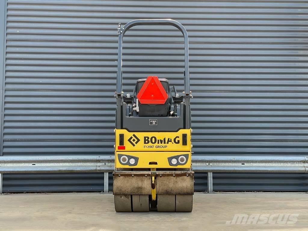 Bomag BW 100 AC-5 Комбинированные катки