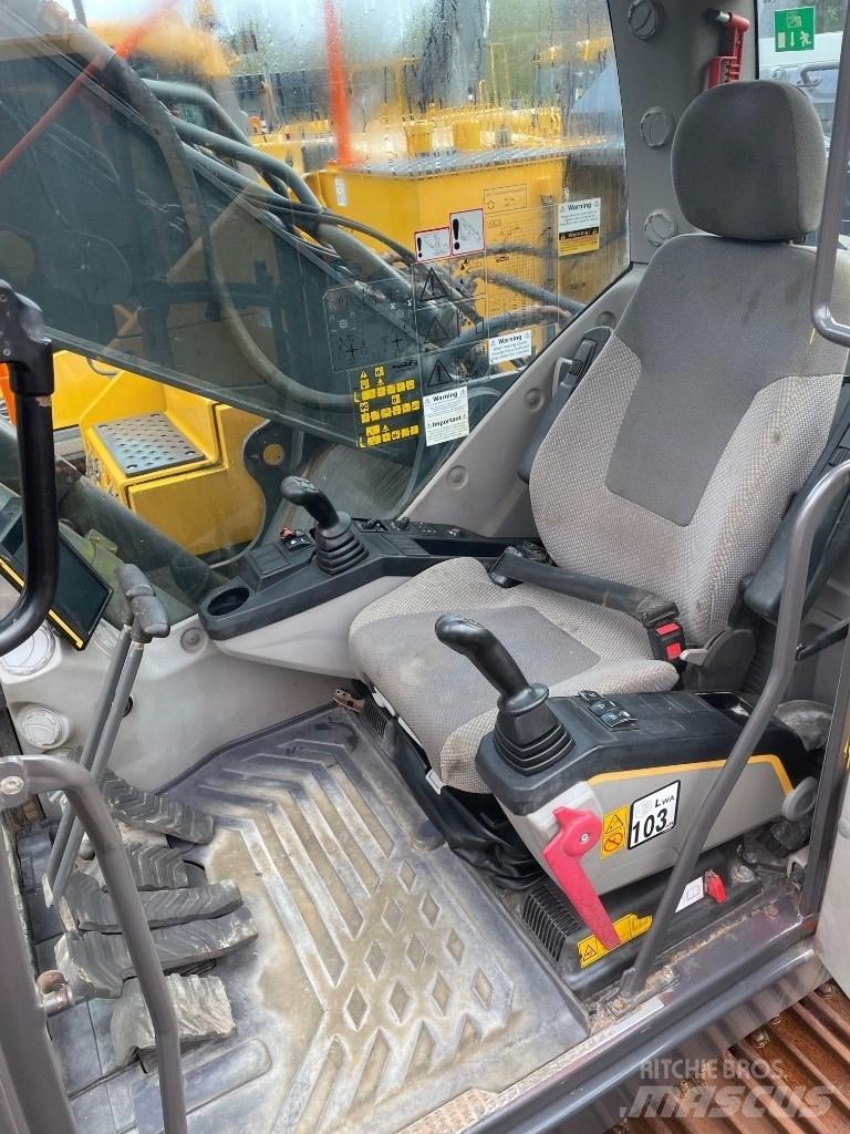 Volvo EC250EL Гусеничные экскаваторы