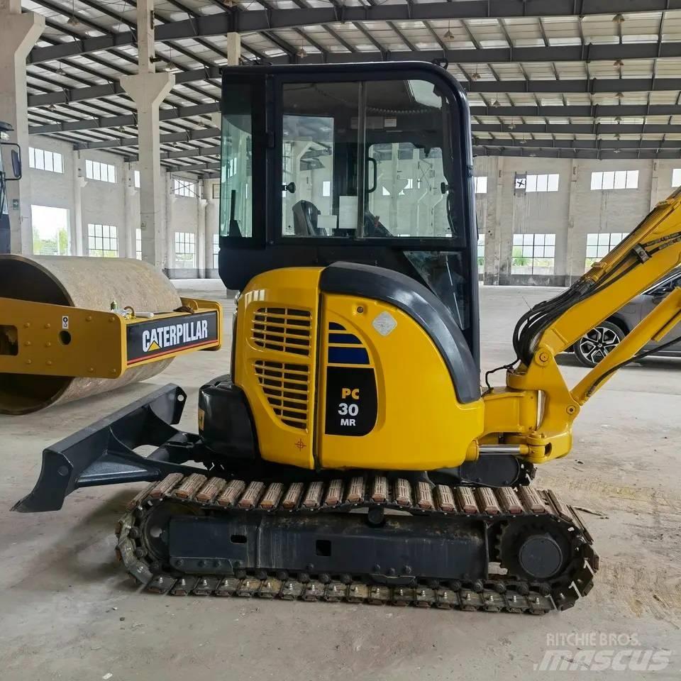 Komatsu PC30 Мини-экскаваторы