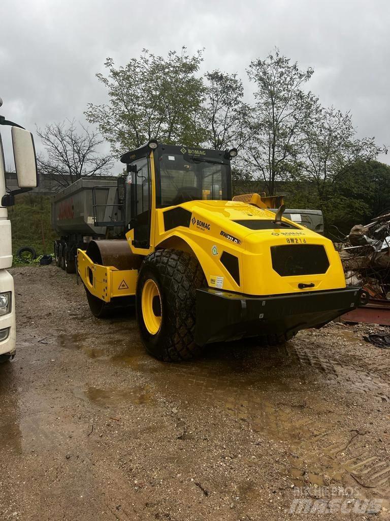Bomag BW211 D5 Грунтовые катки