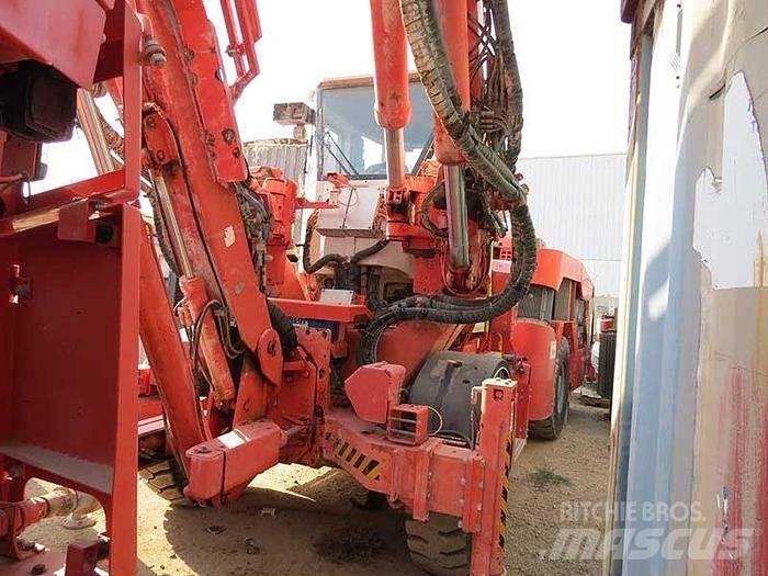 Sandvik DT 821 SC Буровые вышки