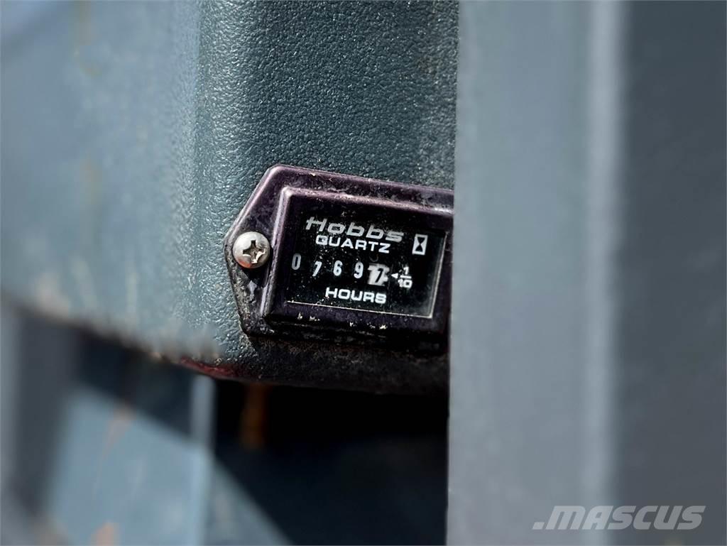 Moffett M3 20.3 Прицепные вилочные погрузчики