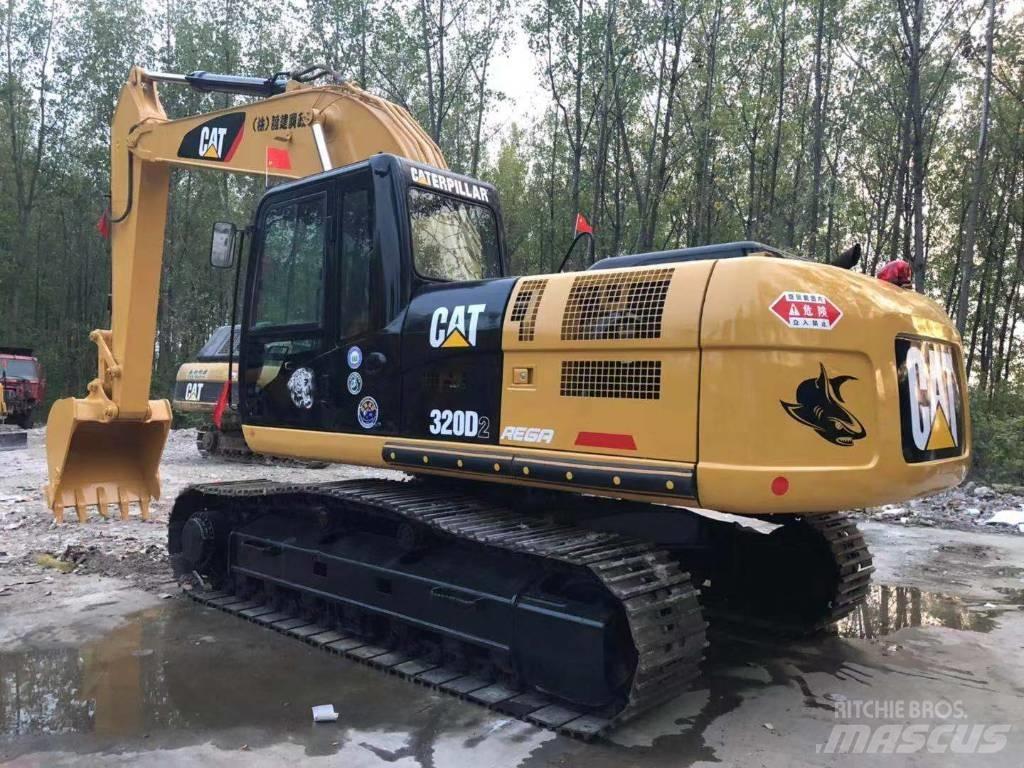 CAT 320D2 Гусеничные экскаваторы