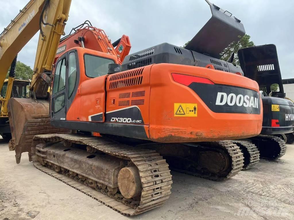 Doosan DX300LC-9C Гусеничные экскаваторы