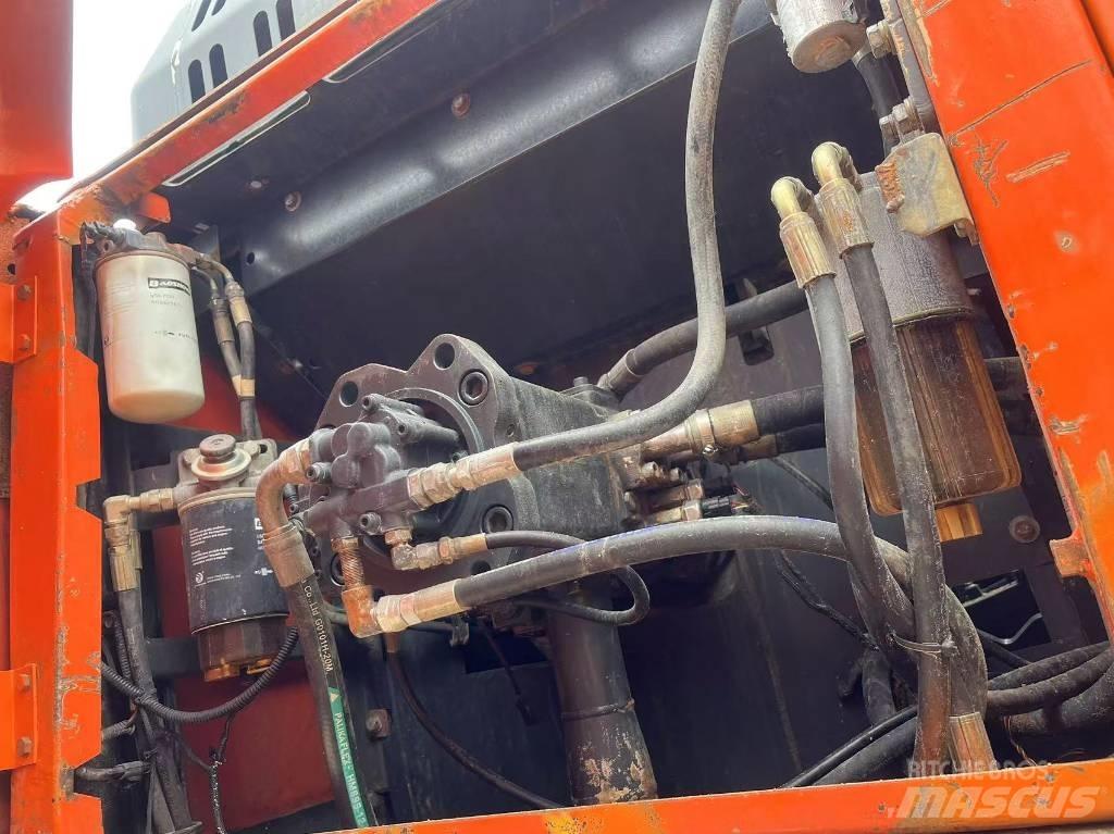 Doosan DX300LC-9C Гусеничные экскаваторы