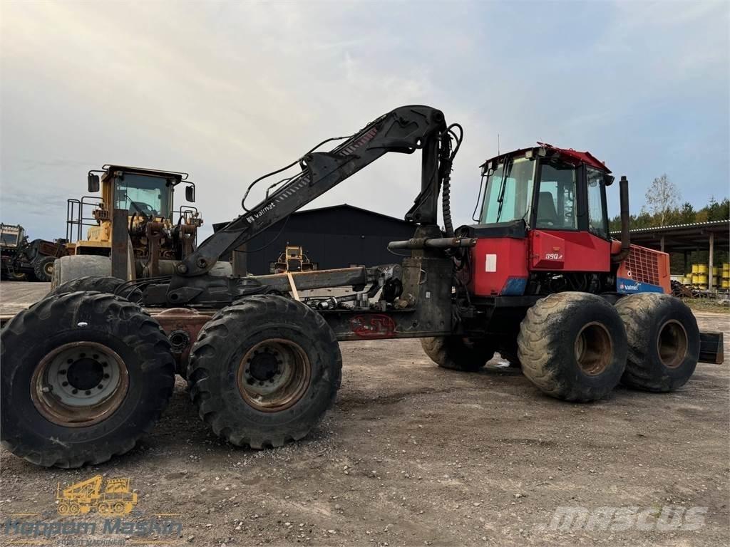 Valmet 890.2 Форвардеры