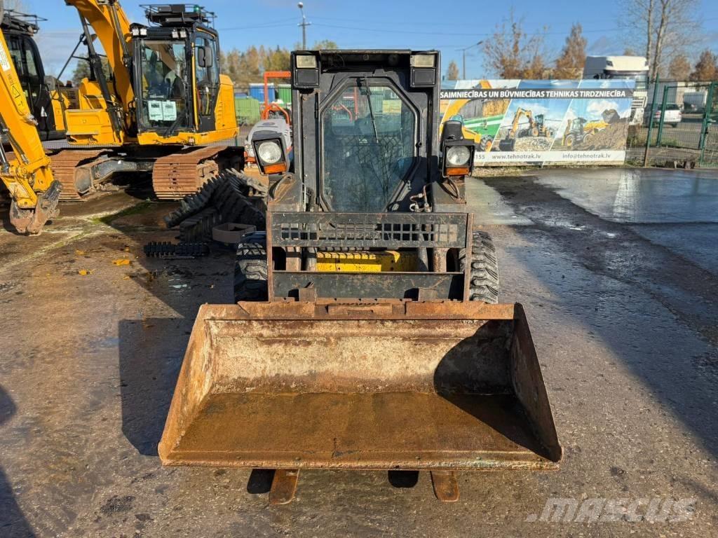 New Holland LS 170 Мини-погрузчики
