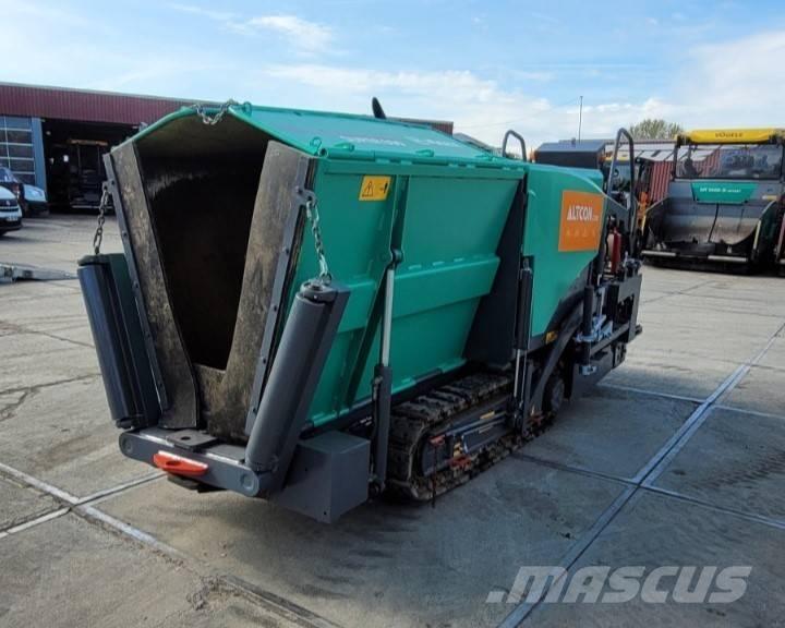 Vögele SUPER 800 Асфальтоукладчики