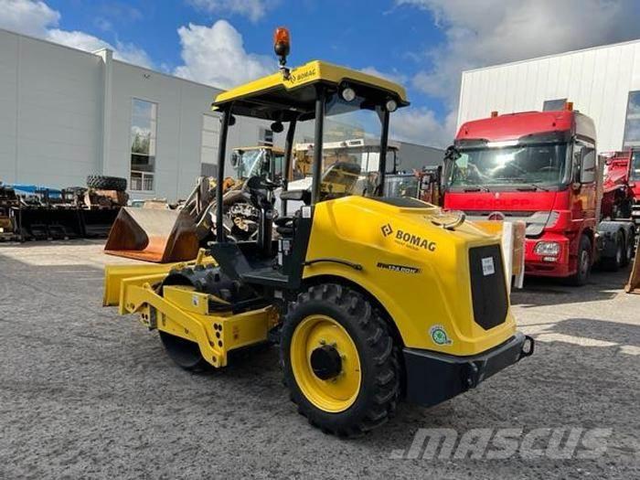 Bomag BW 124 PDH-5 Прочее почвообрабатывающее оборудование