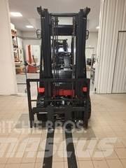 Manitou MI25D Внедорожные погрузчики