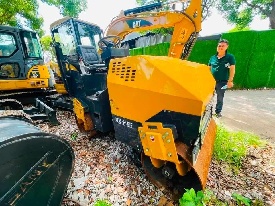 CAT 303 Мини-экскаваторы