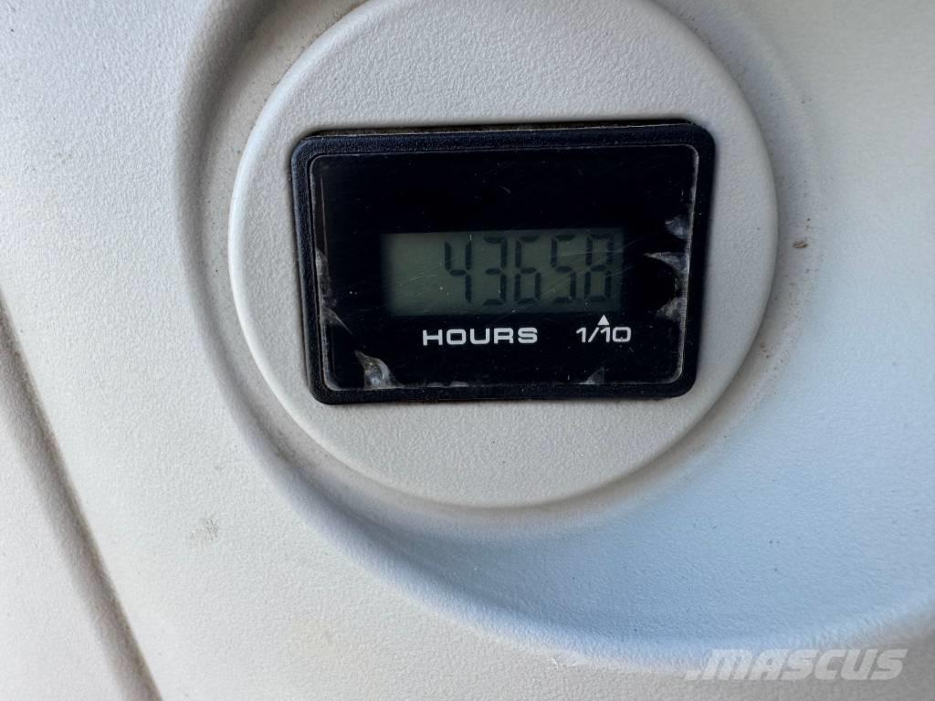 Kobelco SK 85 CS-3E Гусеничные экскаваторы