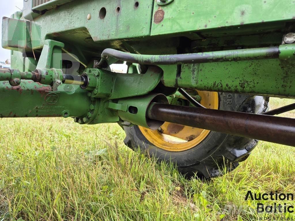 John Deere MFWD Трактора