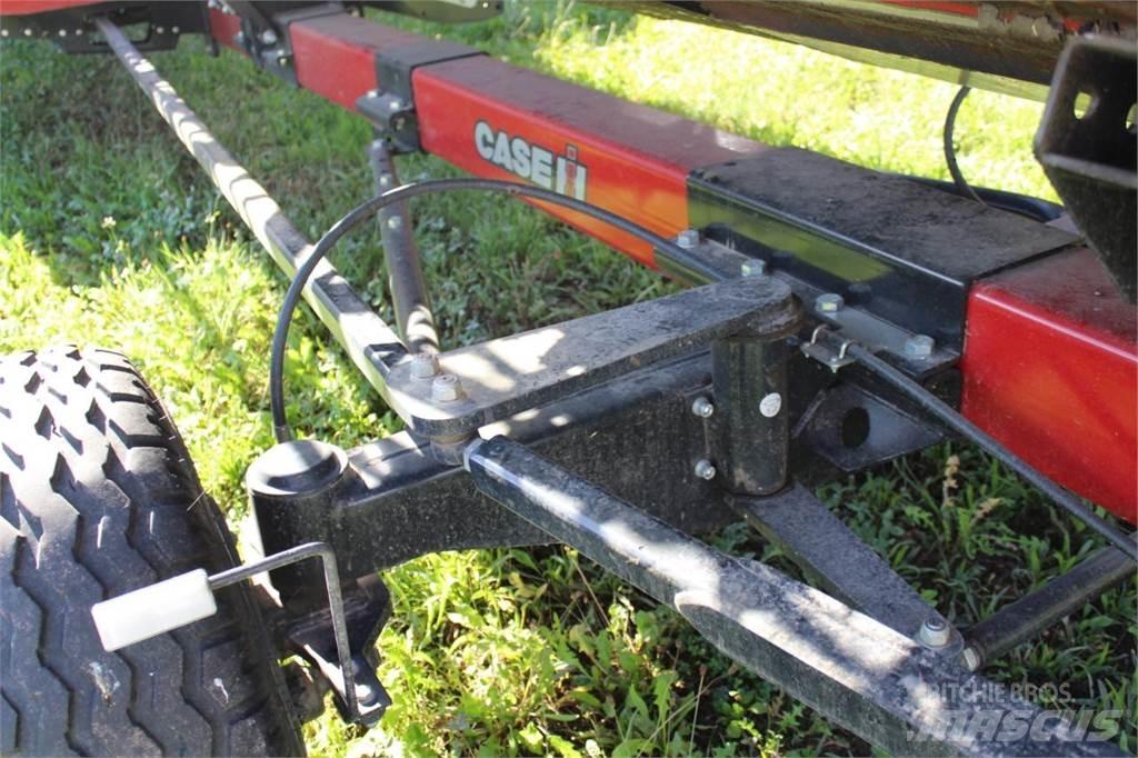 Case IH AF 8250 Зерноуборочные комбайны