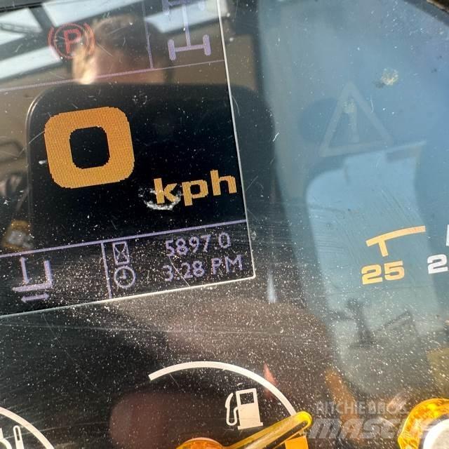 JCB 540-140 Телескопические погрузчики