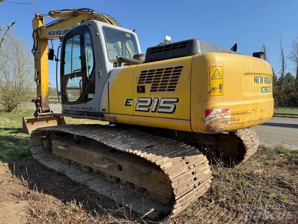 New Holland E215 Гусеничные экскаваторы