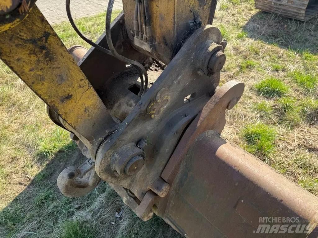 New Holland E215 Гусеничные экскаваторы