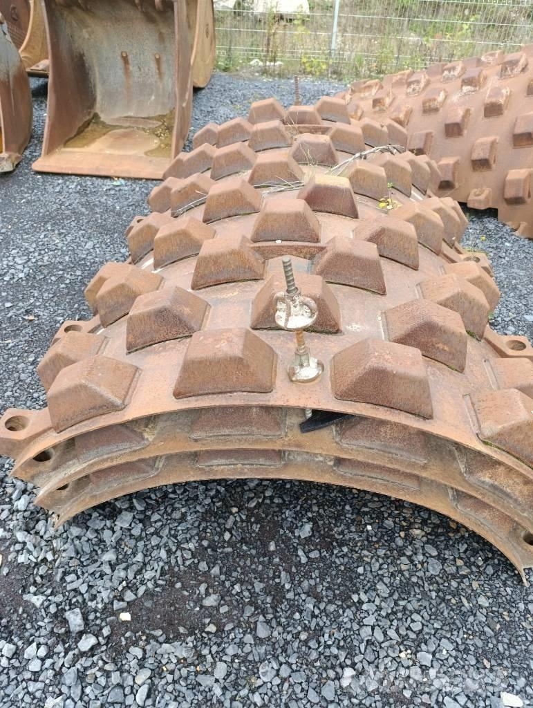 Bomag BW 213 D-4 Грунтовые катки