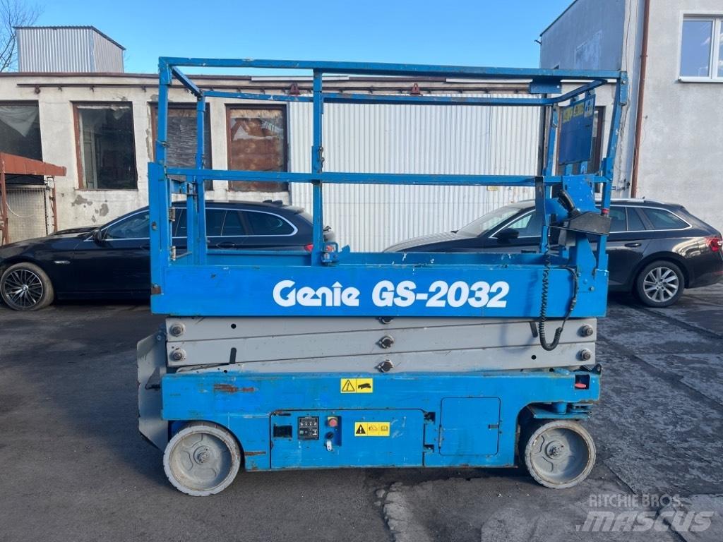 Genie 2032 Ножничные подъемники