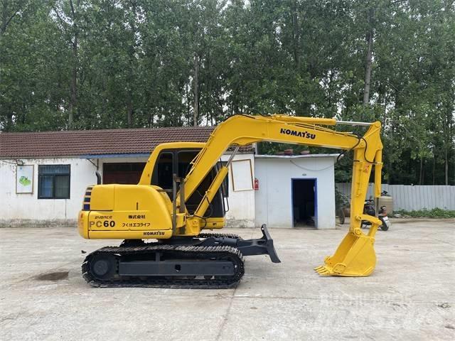 Komatsu PC60-7 Гусеничные экскаваторы