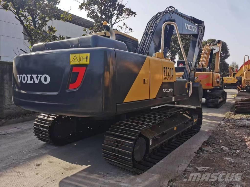 Volvo EC 210 Гусеничные экскаваторы