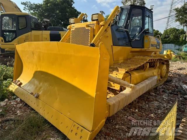 Komatsu D 85 Гусеничные бульдозеры