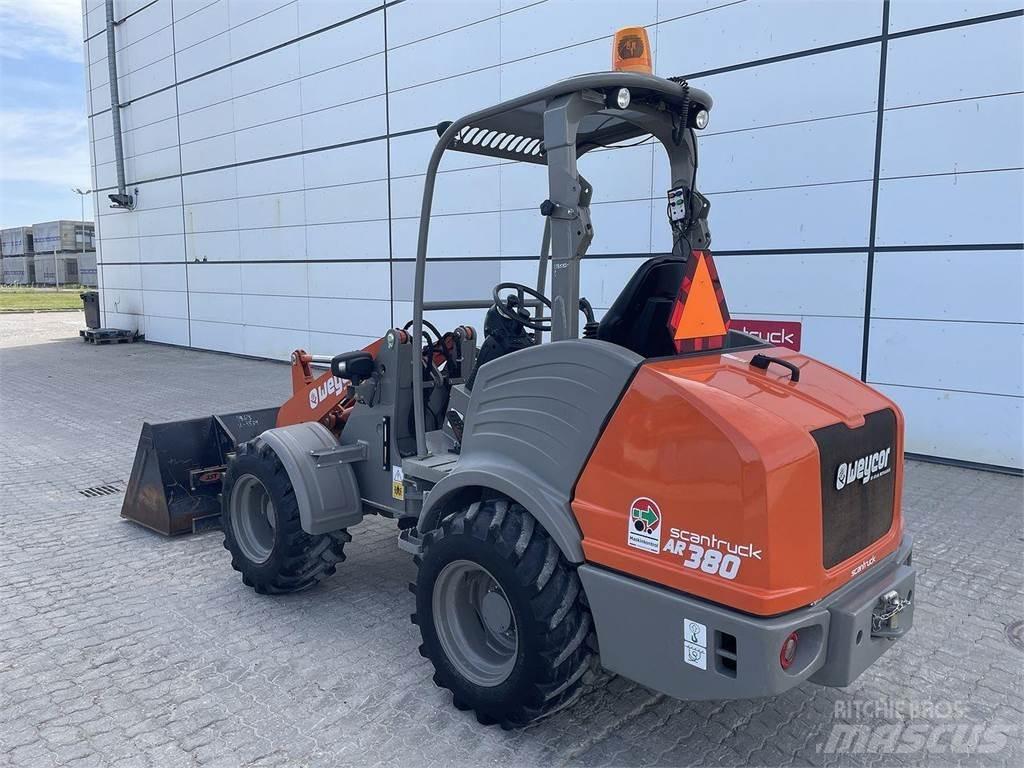 Weycor AR380 Agrar Многофункциональные сельскохозяйственные погрузчики