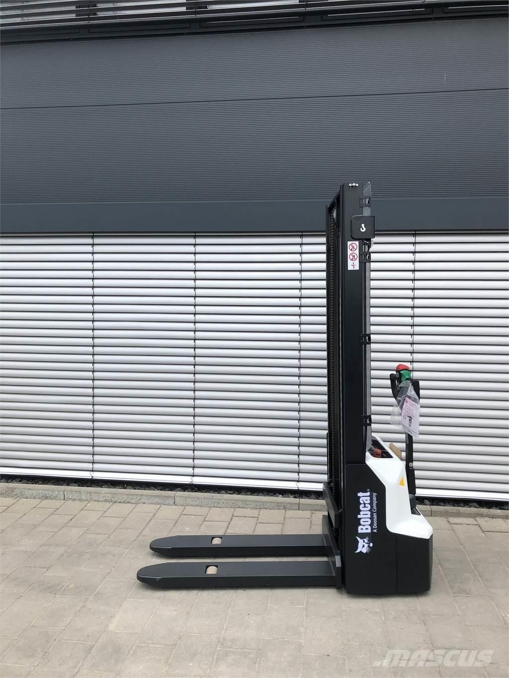 Bobcat LSM12N Ручные штабелёры с электроподъёмом