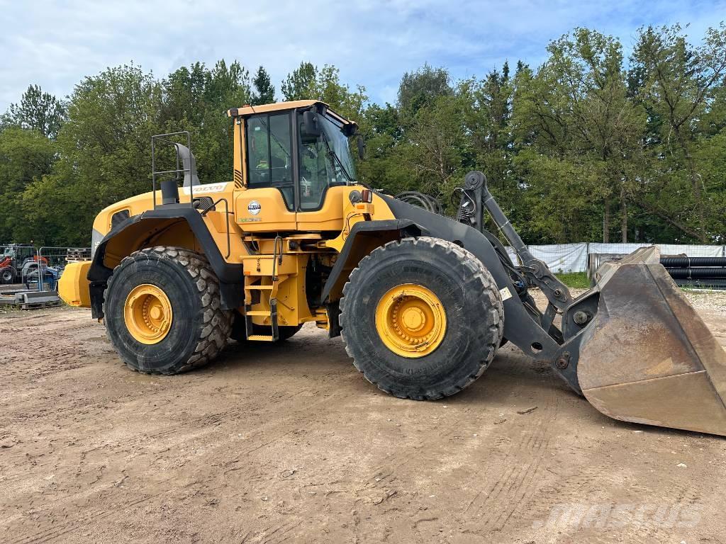 Volvo L 220 G Фронтальные погрузчики