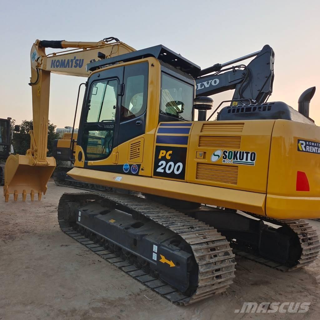 Komatsu PC 200 Гусеничные экскаваторы