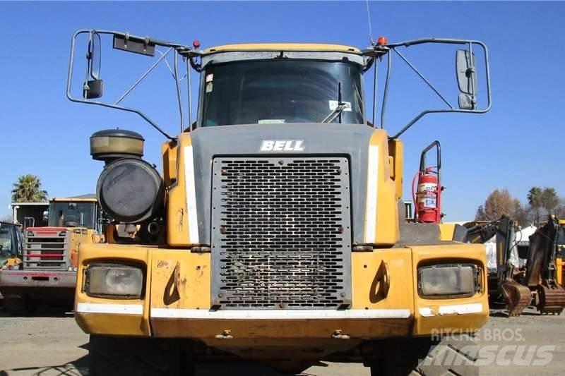 Bell B40D Шарнирно-сочленённые самосвалы