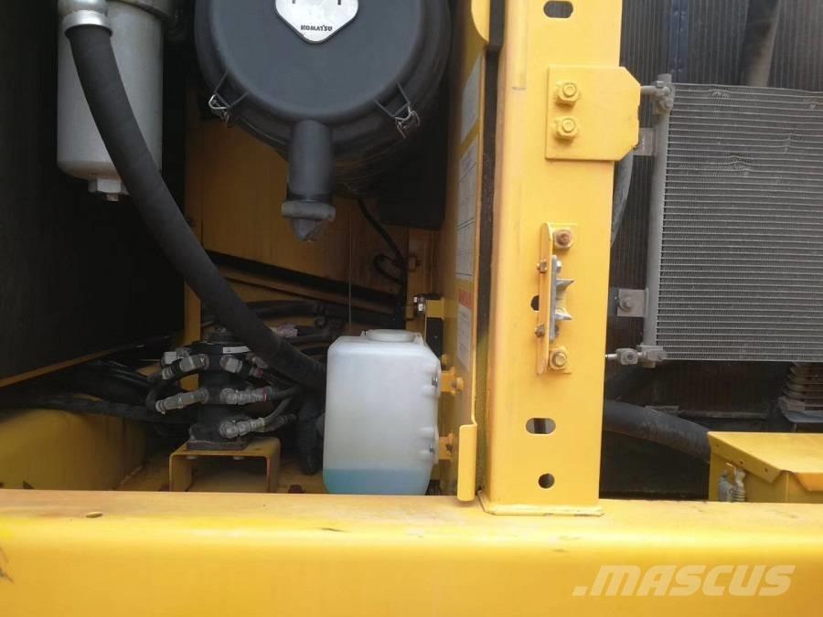 Komatsu pc200-8 Гусеничные экскаваторы