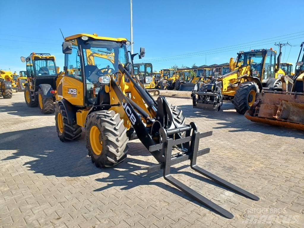 JCB 406 Фронтальные погрузчики