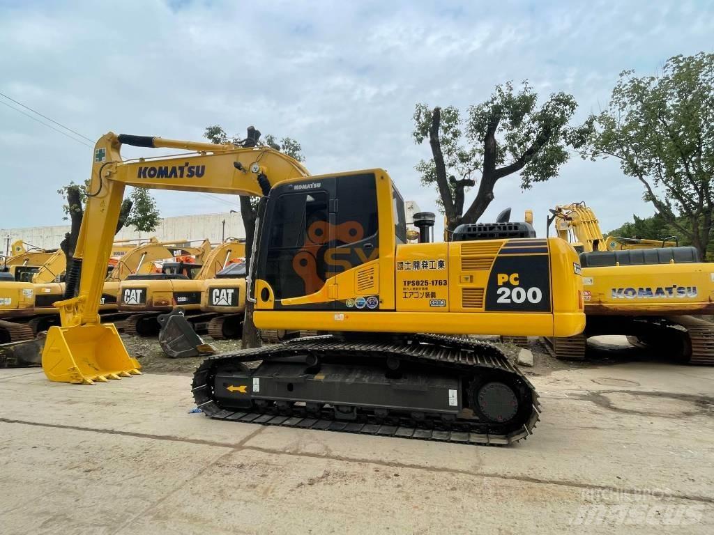 Komatsu PC 200 Гусеничные экскаваторы