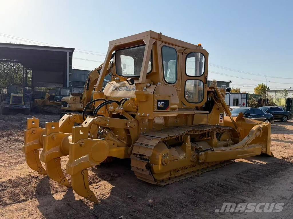 CAT D8K Гусеничные бульдозеры