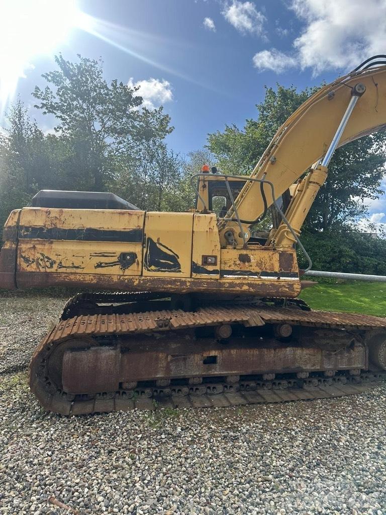 CAT 325 L Гусеничные экскаваторы